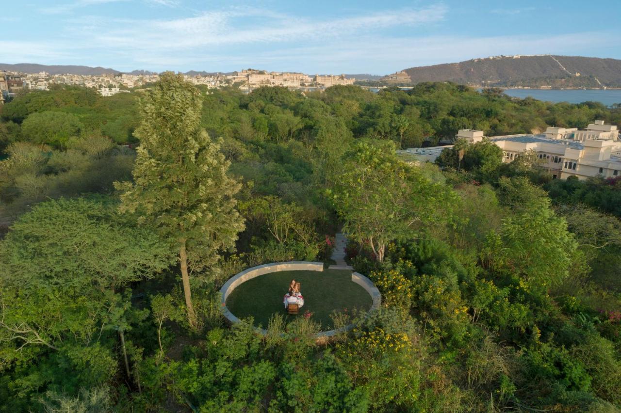 Hotel Trident Udaipur Exterior foto The "Circle" at the University of Texas at Austin